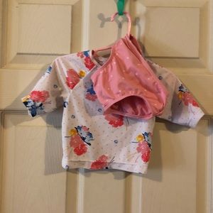 Old Navy baby bathing suit EUC
